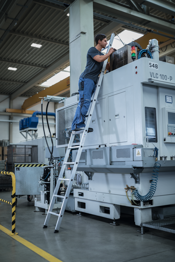 Sprossen-Anlegeleiter ohne Traverse, 8 Sprossen – Bild 3